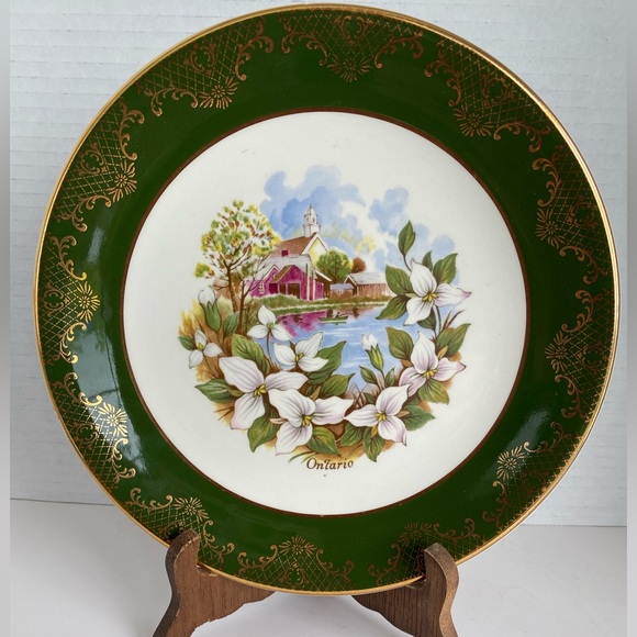 Vtg Weatherby Royal Falcon Gift Ware Ontario Souvenir Decorative Ceramic Plate - Picture 1 of 6